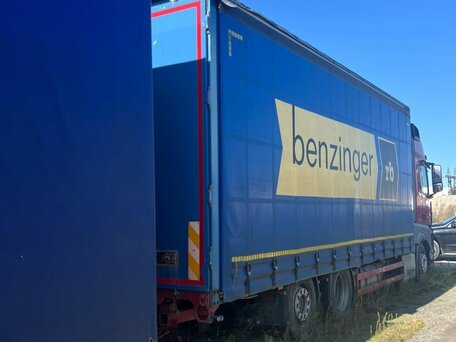 2015 Mercedes-Benz Actros, пурпурный, 11990000 рублей, вид 5