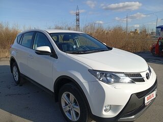 2013 Toyota RAV4 IV (XA40), белый, 2600000 рублей, вид 2