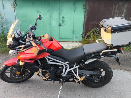 2011 Triumph Tiger 800, красный, 590000 рублей, вид 3