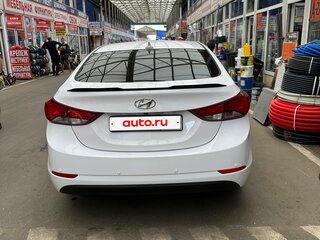 2015 Hyundai Elantra V (MD) Рестайлинг, белый, 1300000 рублей, вид 5