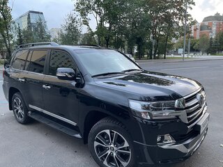 2019 Toyota Land Cruiser 200 Series Рестайлинг 2, чёрный, 9000000 рублей, вид 4