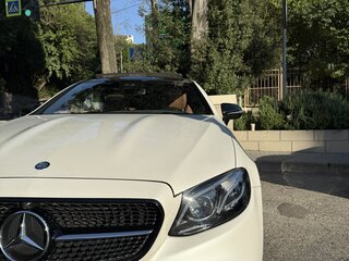 2017 Mercedes-Benz E-Класс 400 V (W213, S213, C238), белый, 4890000 рублей, вид 3