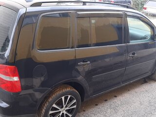 2006 Volkswagen Touran I, чёрный, 525000 рублей, вид 4