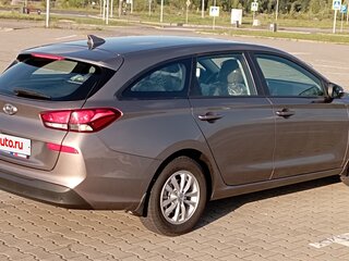 2022 Hyundai i30 III Рестайлинг 2, коричневый, 2590000 рублей, вид 2