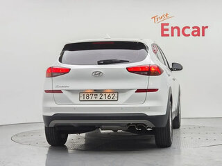2020 Hyundai Tucson III Рестайлинг, белый, 1595000 рублей, вид 4