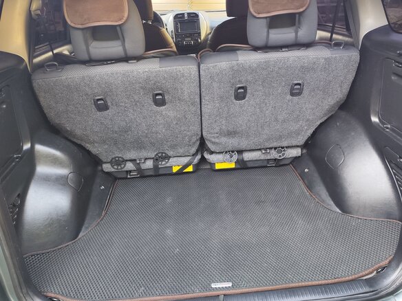 2004 Toyota RAV4 II (XA20) Рестайлинг, зелёный - вид 21