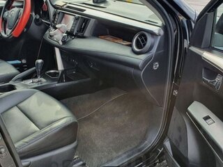 2016 Toyota RAV4 IV (XA40) Рестайлинг, чёрный, 2900000 рублей, вид 4