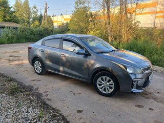 2017 Kia Rio IV, серый, 1250000 рублей, вид 3