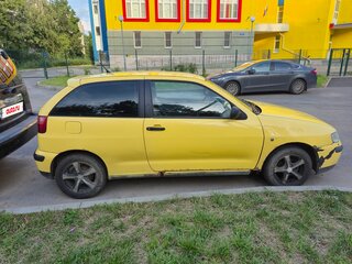 1999 SEAT Ibiza II Рестайлинг, жёлтый, 75000 рублей, вид 4