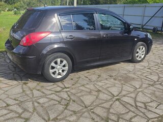 2011 Nissan Tiida I Рестайлинг, коричневый, 695000 рублей, вид 2