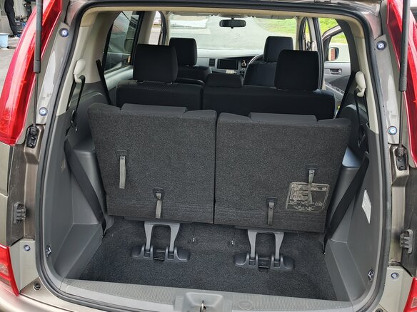 2010 Toyota ISis I Рестайлинг, серый, 959000 рублей - вид 12
