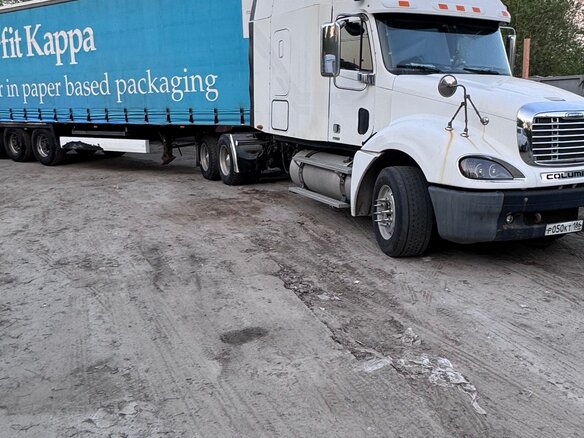 2003 Freightliner Columbia, белый, 3500000 рублей - вид 30