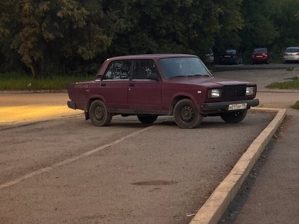 2003 Lada (ВАЗ) 2107, пурпурный, 150000 рублей - вид 4