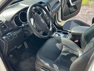 2012 Kia Sorento II, белый, 1500000 рублей, вид 5