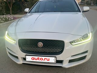 2015 Jaguar XE EcoBoost I, белый, 1650000 рублей, вид 2