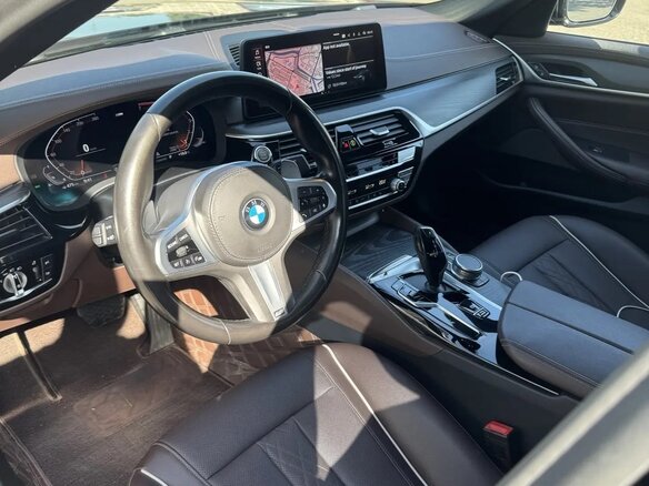 2021 BMW 5 серии Long 530Li xDrive VII (G30/G31/G38) Рестайлинг, чёрный, 4250000 рублей - вид 8