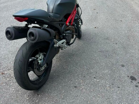 2013 Ducati Monster 696, чёрный, 250000 рублей - вид 4