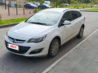 2013 Opel Astra J Рестайлинг, белый, 669000 рублей, вид 1