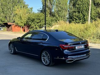 2017 BMW 7 серии Long 730Ld xDrive VI (G11/G12), синий, 3650000 рублей, вид 5