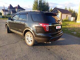 2013 Ford Explorer V, чёрный, 1350000 рублей, вид 4