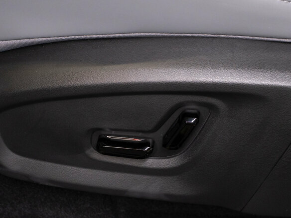 2026 Geely Galaxy M7, серый - вид 17
