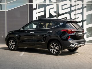 2022 Kia Seltos I, чёрный, 2340000 рублей, вид 2
