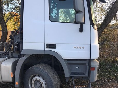 2013 Mercedes-Benz Actros, белый, 3400000 рублей, вид 2