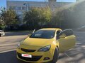 2014 Opel Astra GTC J Рестайлинг, жёлтый, 950000 рублей - вид 1