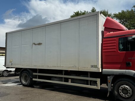 2008 MAN 10, красный, 3300000 рублей, вид 4
