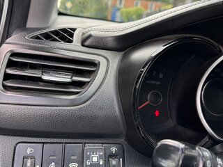 2016 Kia Rio III Рестайлинг, белый, 950000 рублей, вид 4