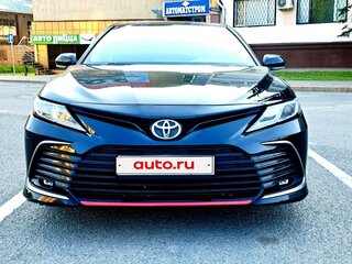 2021 Toyota Camry VIII (XV70) Рестайлинг, чёрный, 2750000 рублей, вид 2