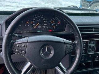 1997 Mercedes-Benz G-Класс 320 II (W463), чёрный, 5000000 рублей, вид 4