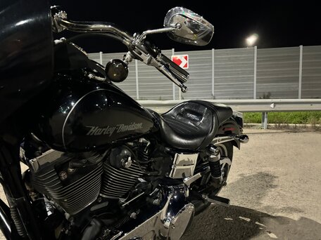 2016 Harley-Davidson Dyna Low Rider, чёрный, 1530000 рублей, вид 5