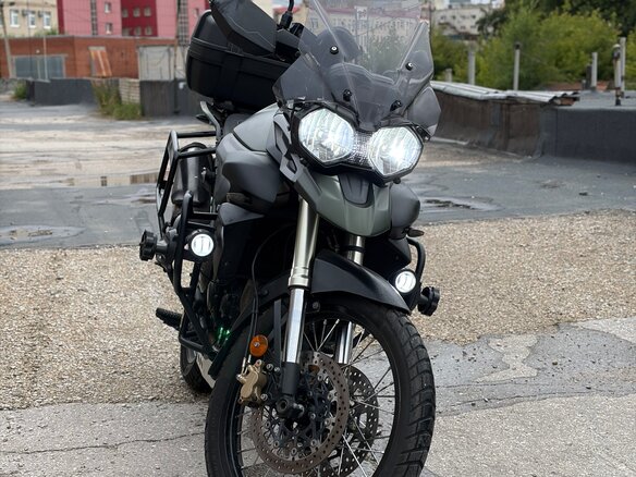 2013 Triumph Tiger 800, зелёный, 750000 рублей