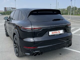 2019 Porsche Cayenne S III, чёрный, 7500000 рублей, вид 4