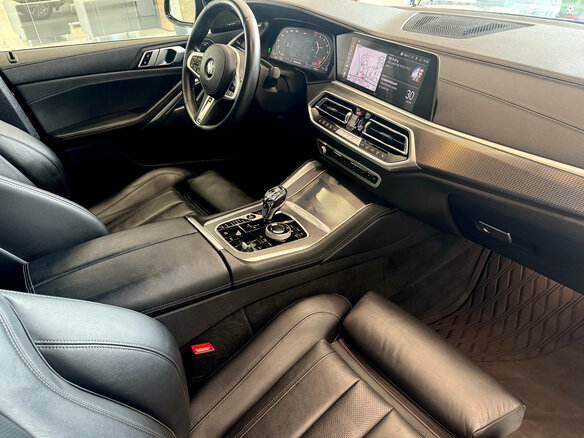 2020 BMW X6 40i III (G06), зелёный, 6999990 рублей - вид 30