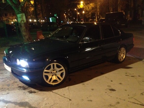1992 BMW 5 серии 535i III (E34), зелёный