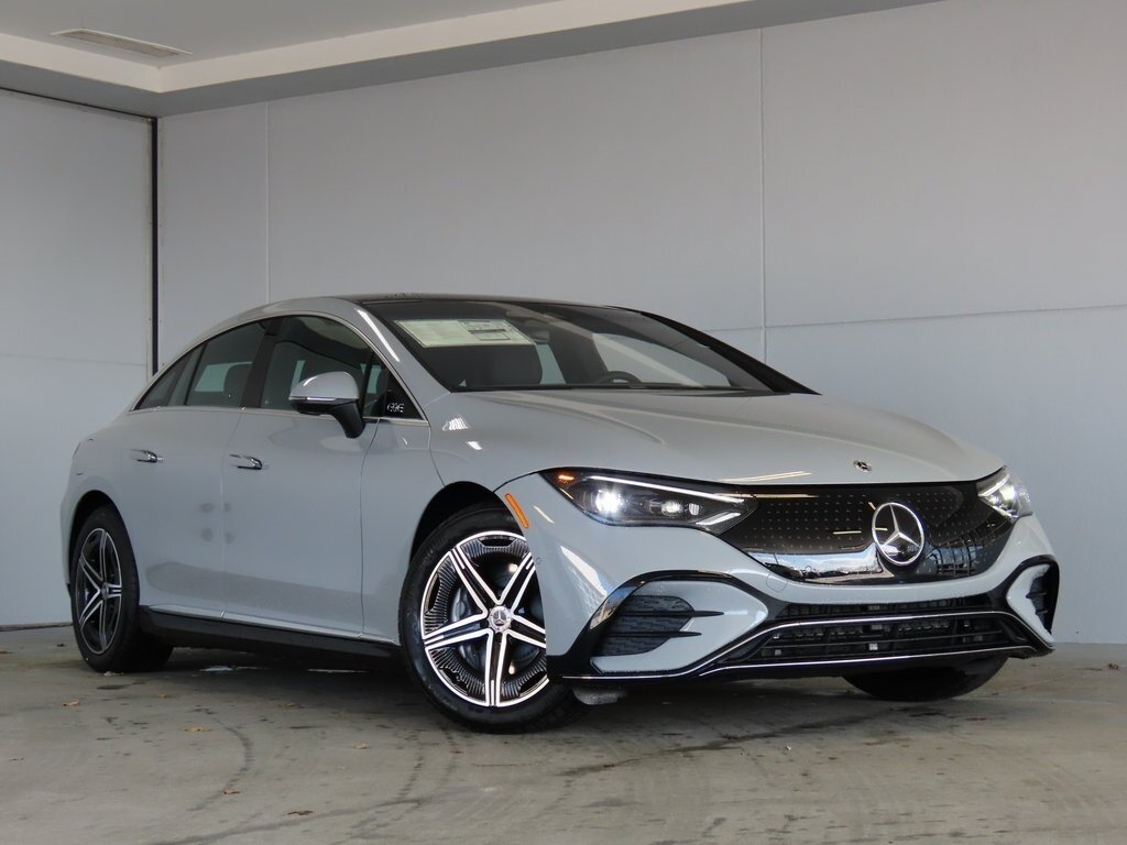 Открыть фотографии: Mercedes-Benz EQE