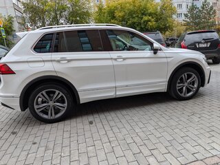 2019 Volkswagen Tiguan II, белый, 3050000 рублей, вид 5