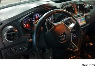 2018 Renault Logan Stepway II Рестайлинг, белый, 850000 рублей, вид 5