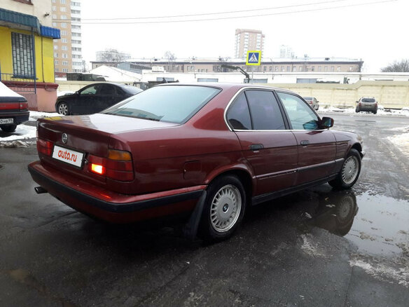1992 BMW 5 серии 520i III (E34), красный - вид 3