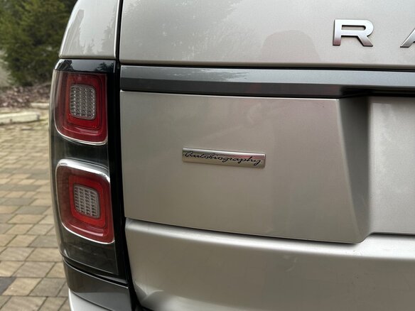 2019 Land Rover Range Rover IV Рестайлинг, золотистый, 9200000 рублей - вид 10
