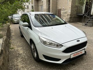2018 Ford Focus III Рестайлинг, белый, 700000 рублей, вид 4