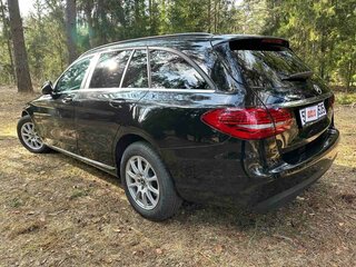 2019 Mercedes-Benz C-Класс 180 d IV (W205) Рестайлинг, чёрный, 1996000 рублей, вид 3