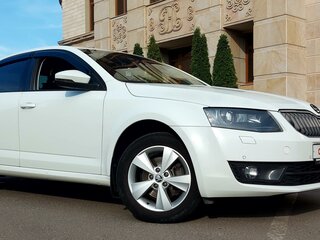 2015 Skoda Octavia III (A7), белый, 1350000 рублей, вид 1