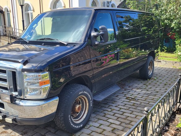 2014 Ford E-series, чёрный, 5000000 рублей - вид 2