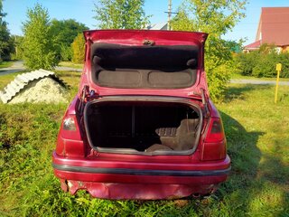 1996 Volkswagen Polo III, пурпурный, 60000 рублей, вид 5