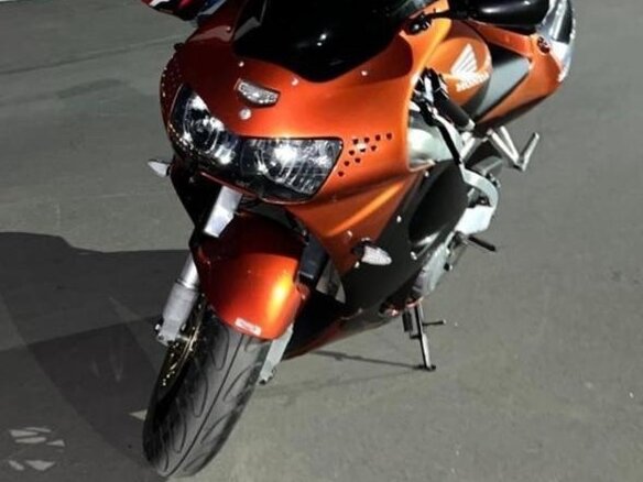 1998 Honda CBR 900RR Fireblade, оранжевый, 360000 рублей - вид 1