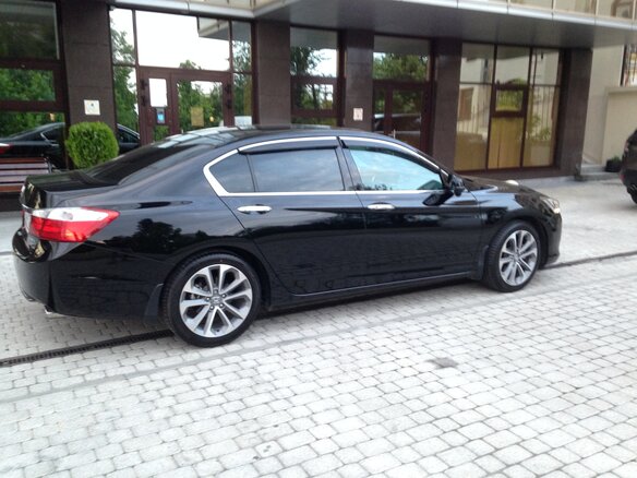 2014 Honda Accord IX, чёрный - вид 2