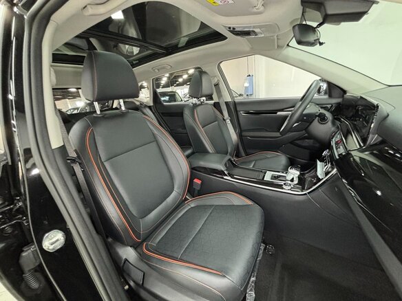 2023 Kia Seltos I Рестайлинг, чёрный, 1895000 рублей - вид 11